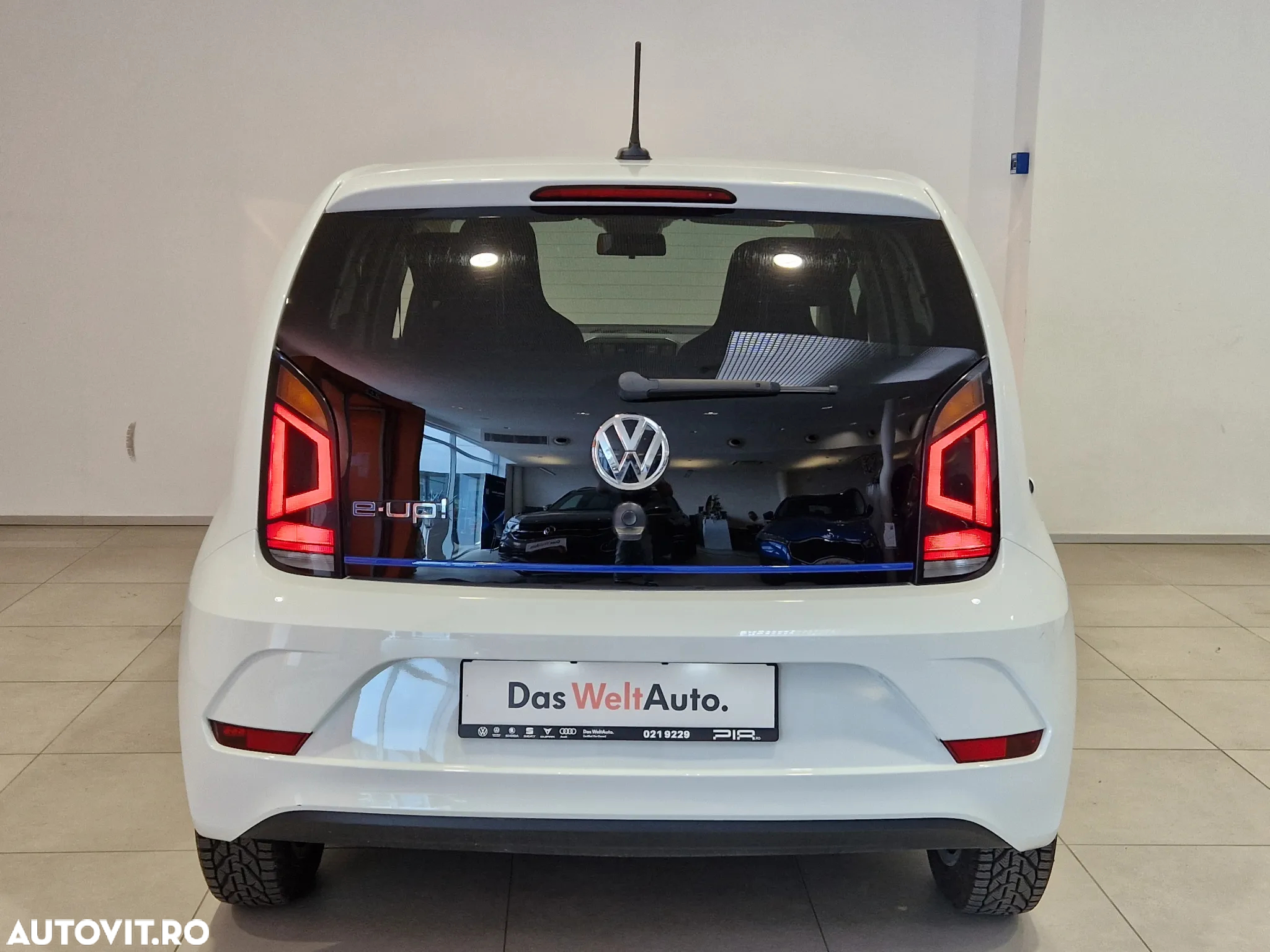 Volkswagen up! e-up! - 8