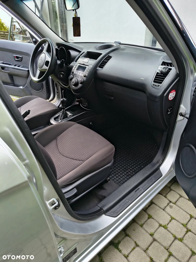 Kia Soul 1.6 M - 10