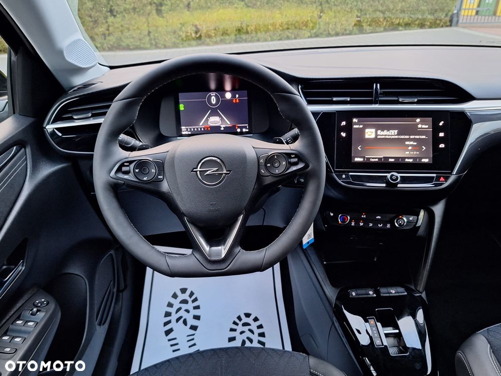 Opel Corsa 1.2 T Edition S&S - 8