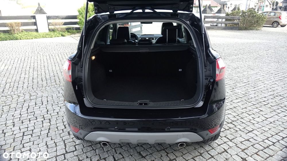 Ford Kuga - 24