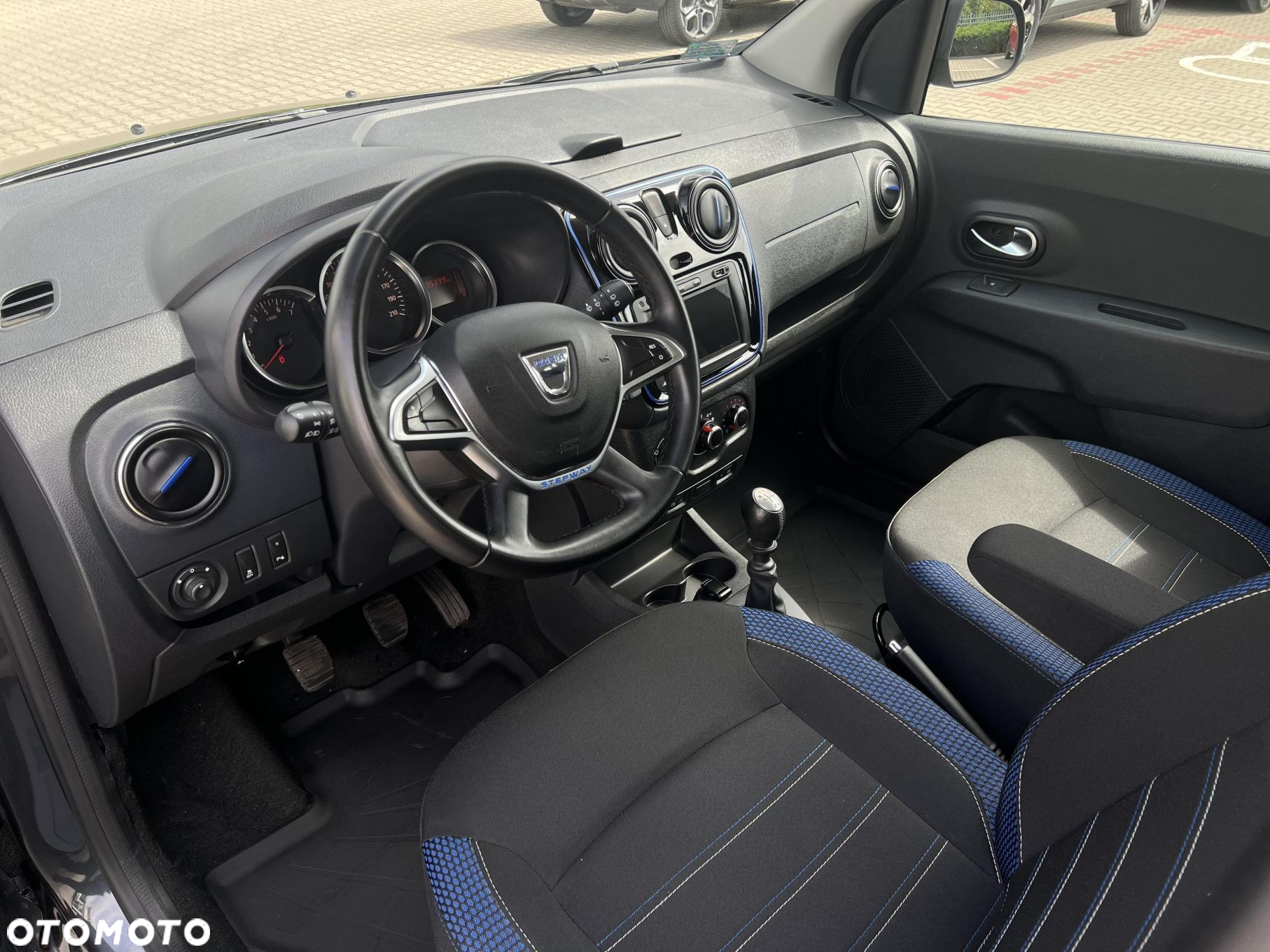 Dacia Lodgy 1.5 Blue dCi Stepway S&S EU6d - 9
