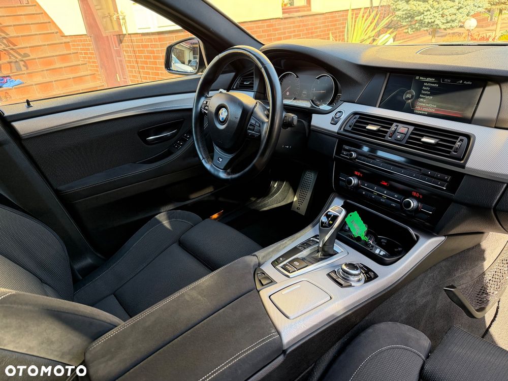 BMW Seria 5 520d Sport-Aut - 28