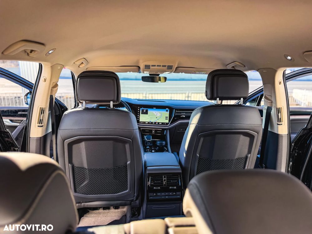 Volkswagen Touareg V6 TDI 4MOTION Elegance - 29