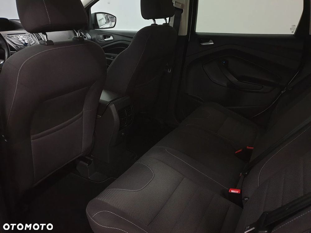 Ford Kuga - 21