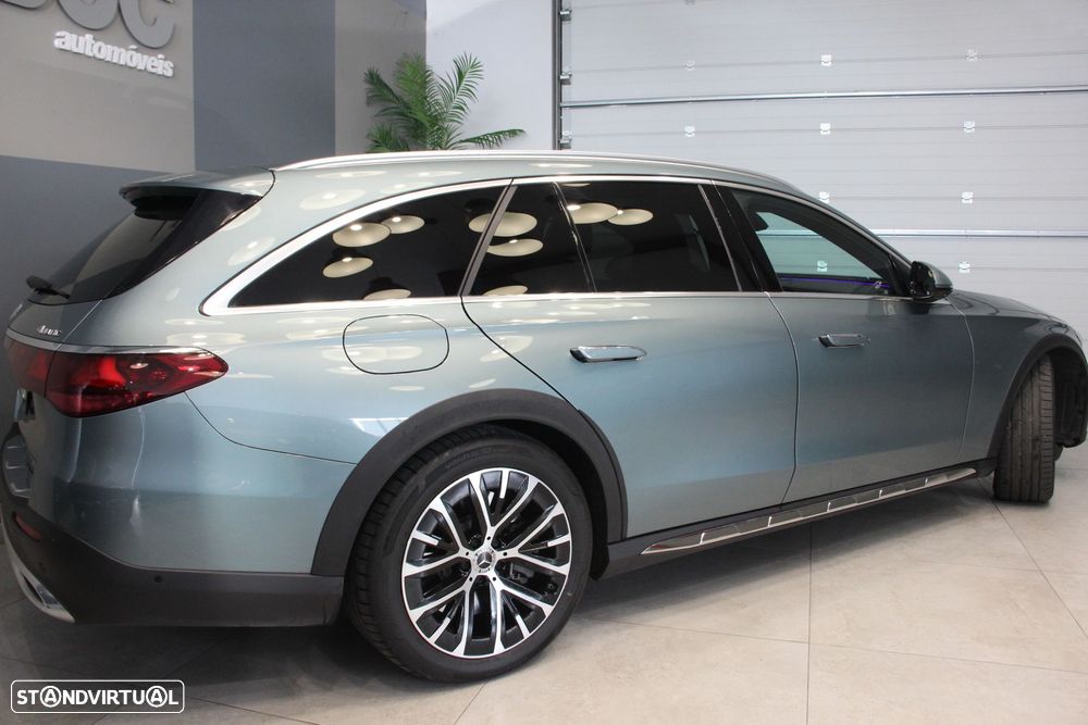 Mercedes-Benz E 300 de 4Matic All-Terrain - 4