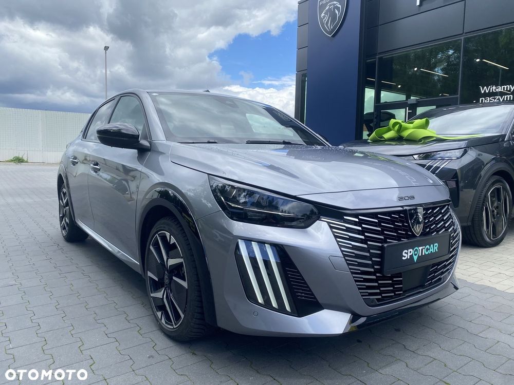 Peugeot 208 - 5