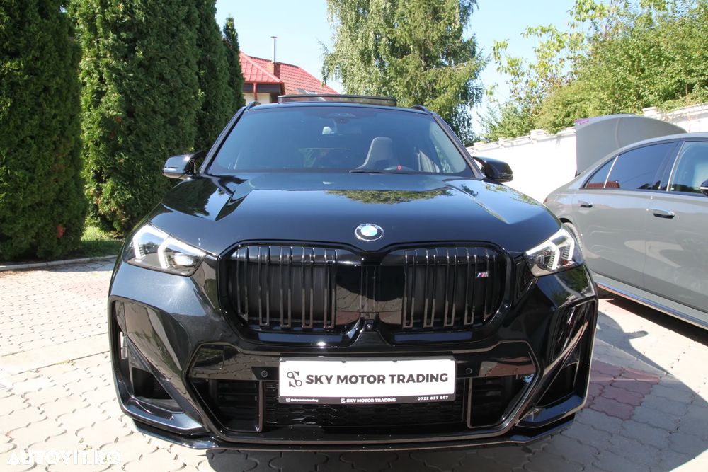 BMW X1 - 24