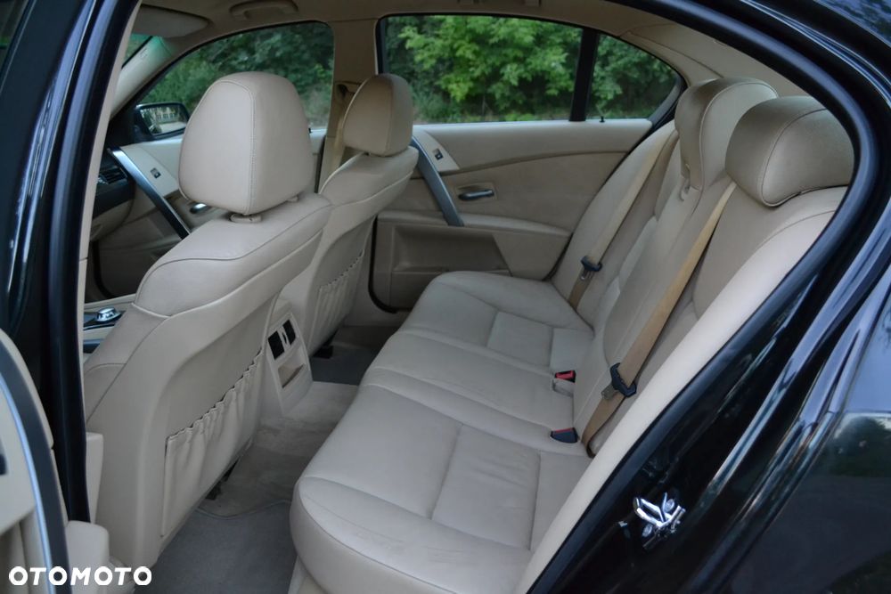 BMW Seria 5 - 21