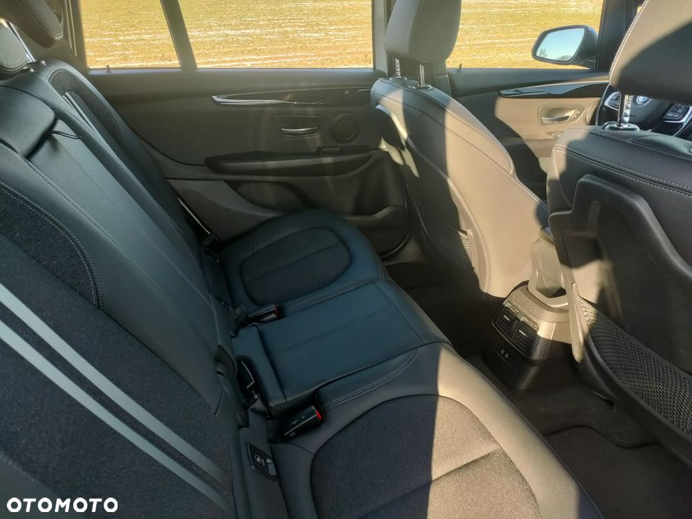 BMW Seria 2 218i GT Sport Line - 12