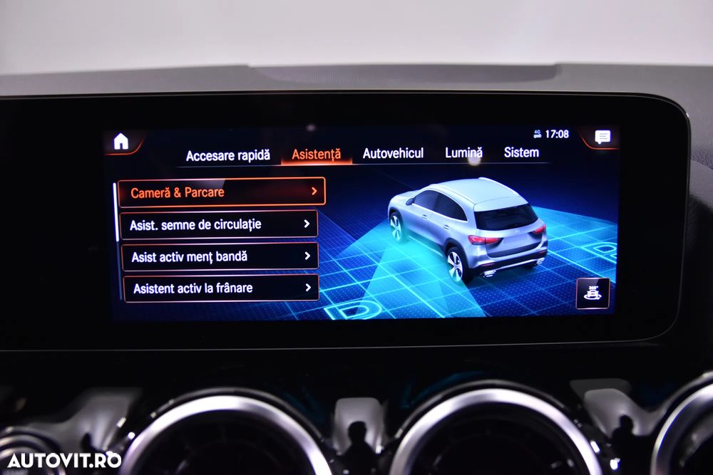 Mercedes-Benz GLA 250 e - 22