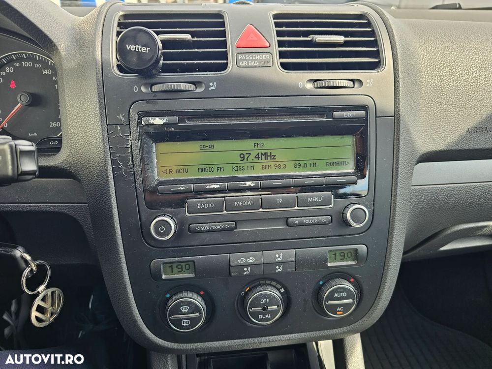 Volkswagen Jetta 1.9 TDI Comfortline - 13