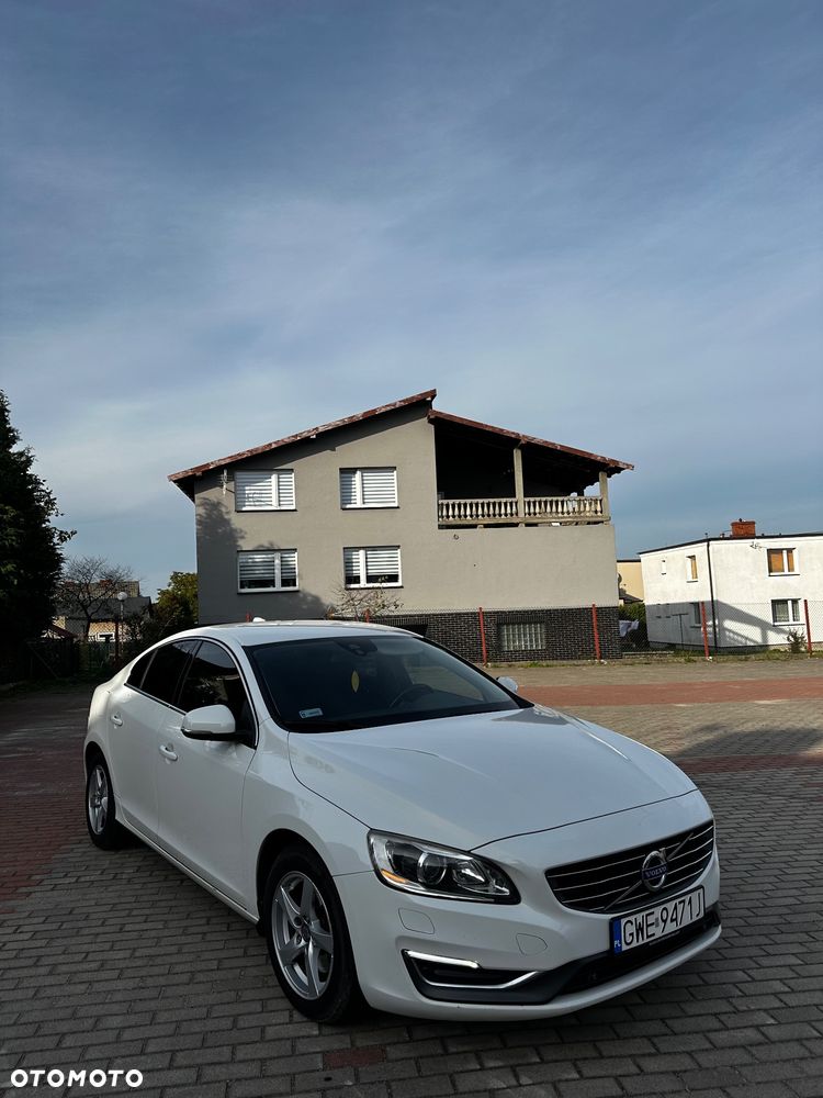Volvo S60 - 3