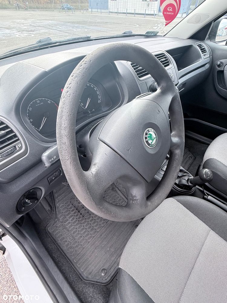 Skoda Fabia - 20