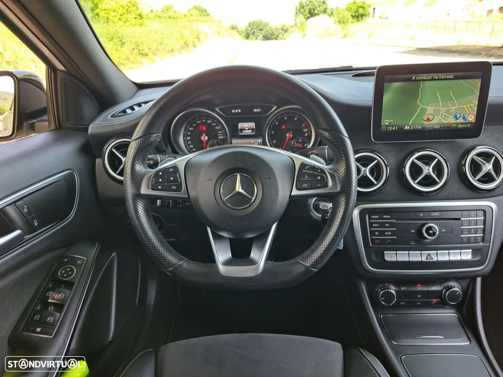 Mercedes-Benz A 200 (BlueEFFICIENCY) 7G-DCT AMG Sport - 18