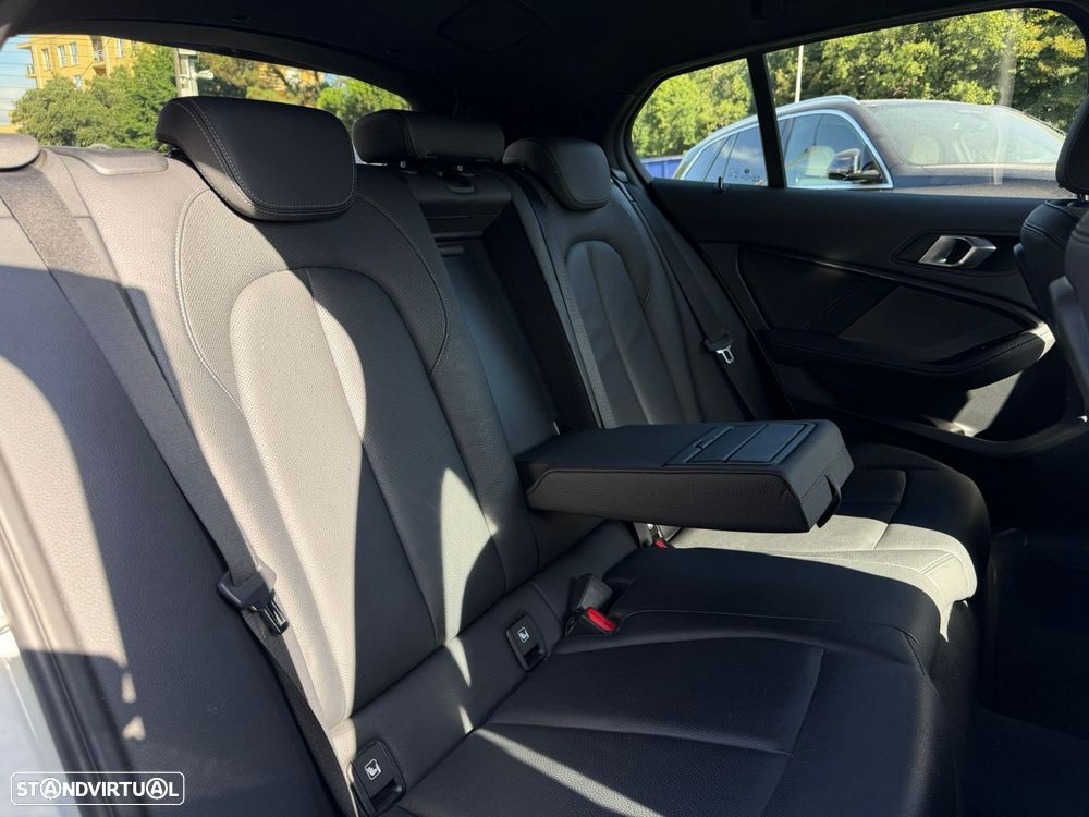 BMW M135i xDrive - 27