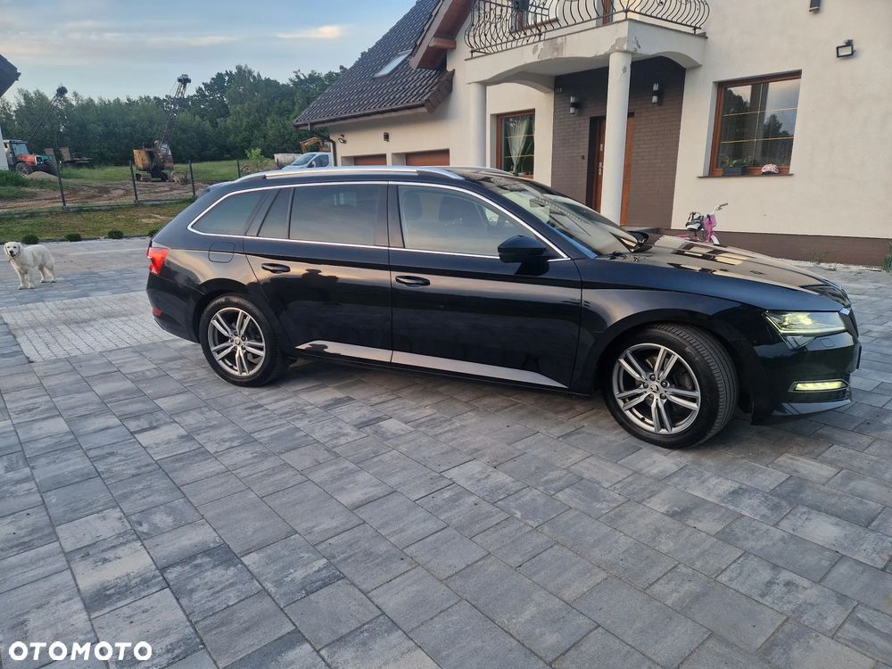 Skoda Superb 2.0 TDI SCR Style DSG - 17