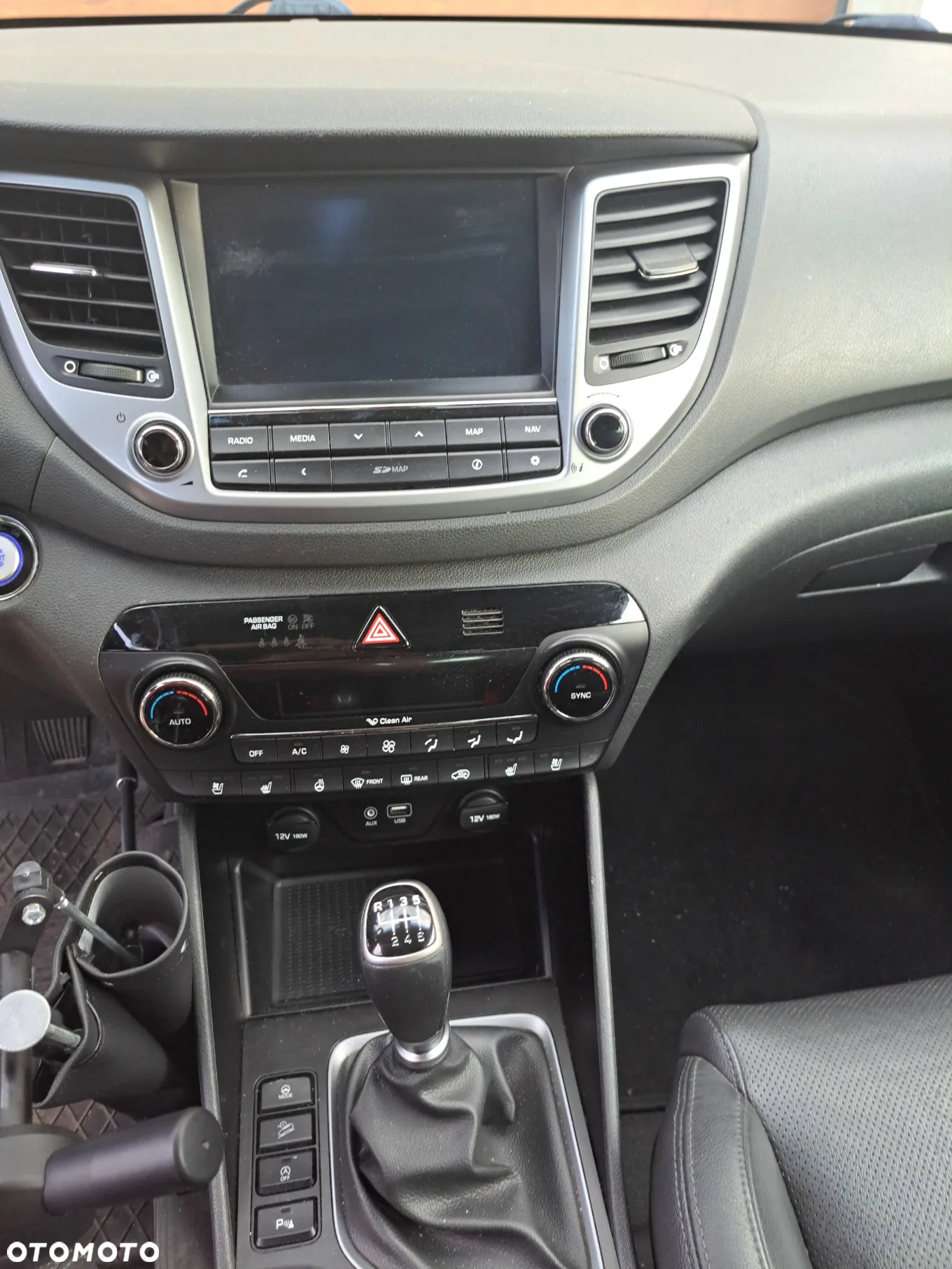 Hyundai Tucson 2.0 CRDI BlueDrive Comfort 2WD - 11
