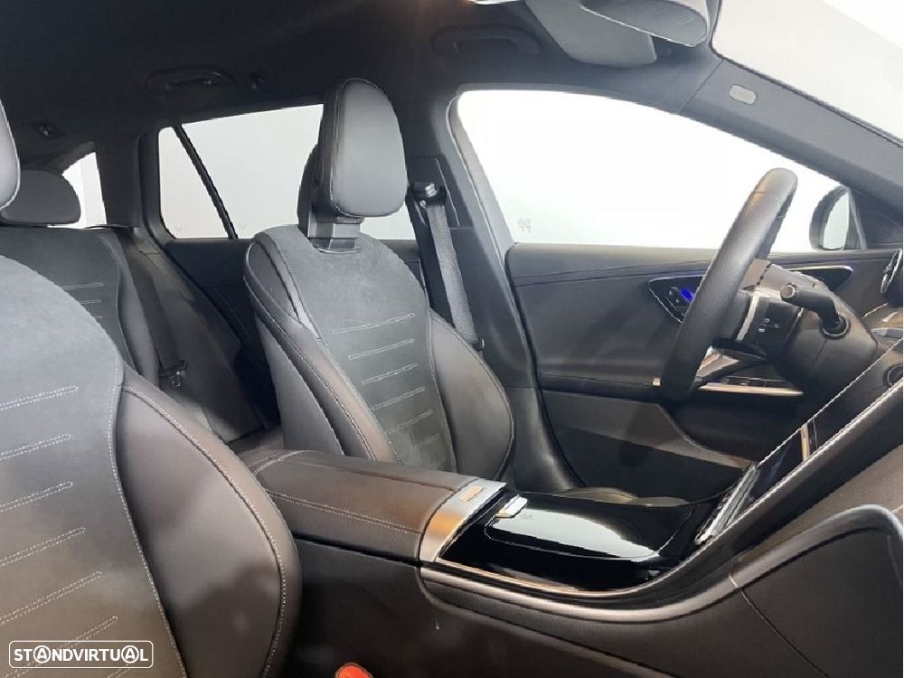 Mercedes-Benz C 300 d AMG Line - 8
