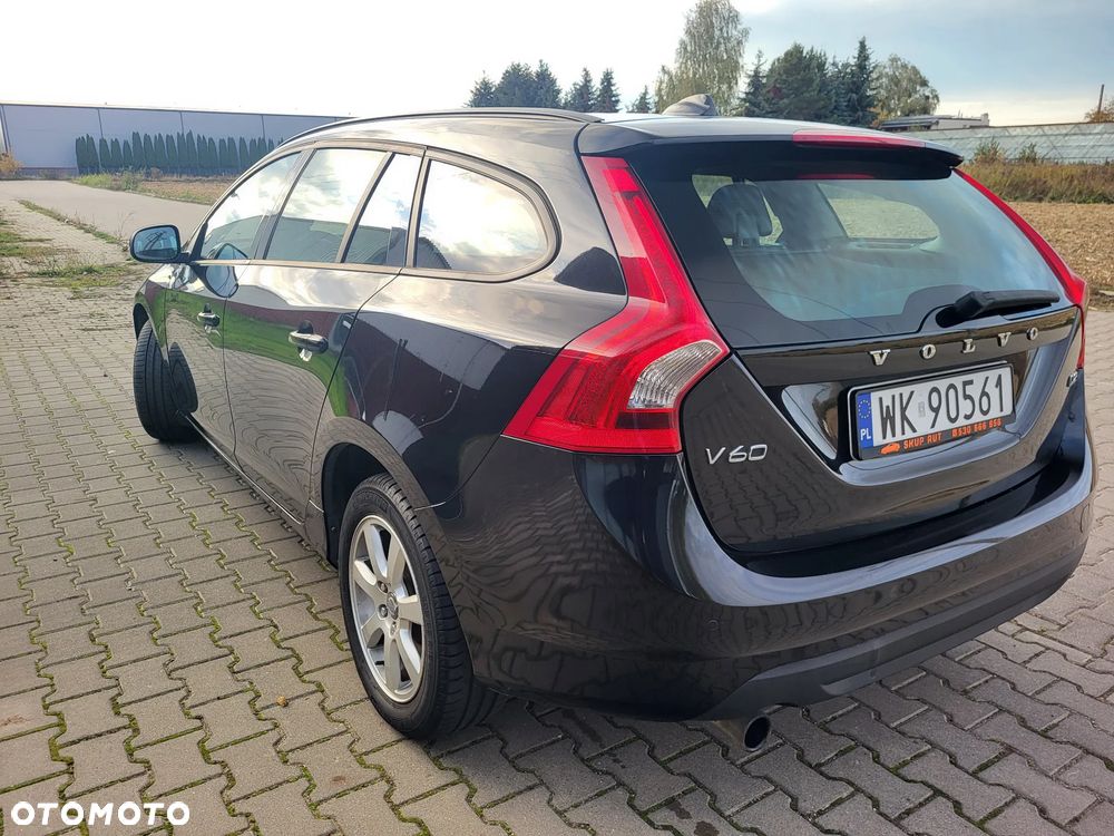 Volvo V60 D2 Momentum - 20