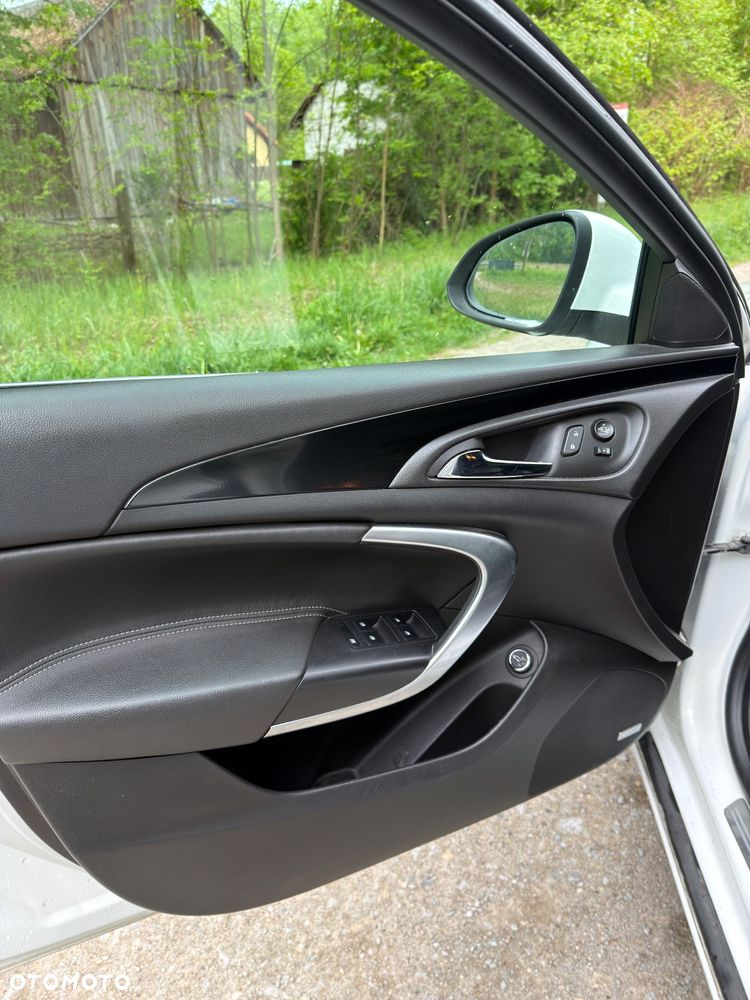 Opel Insignia 2.0 Bi Turbo CDTI 4x4 - 11