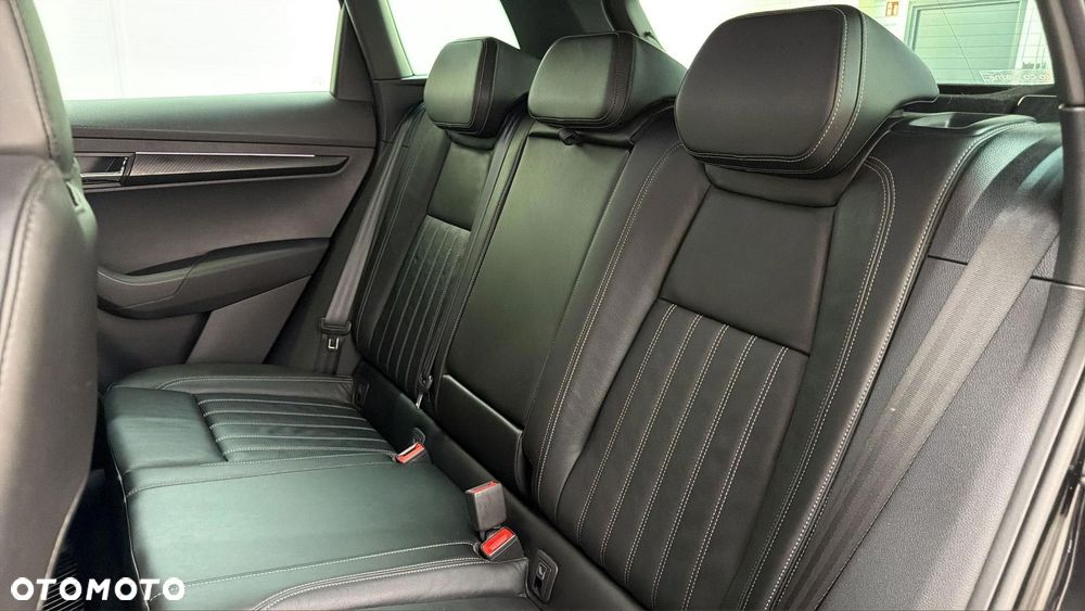 Skoda Karoq 1.5 TSI ACT Sportline DSG - 17