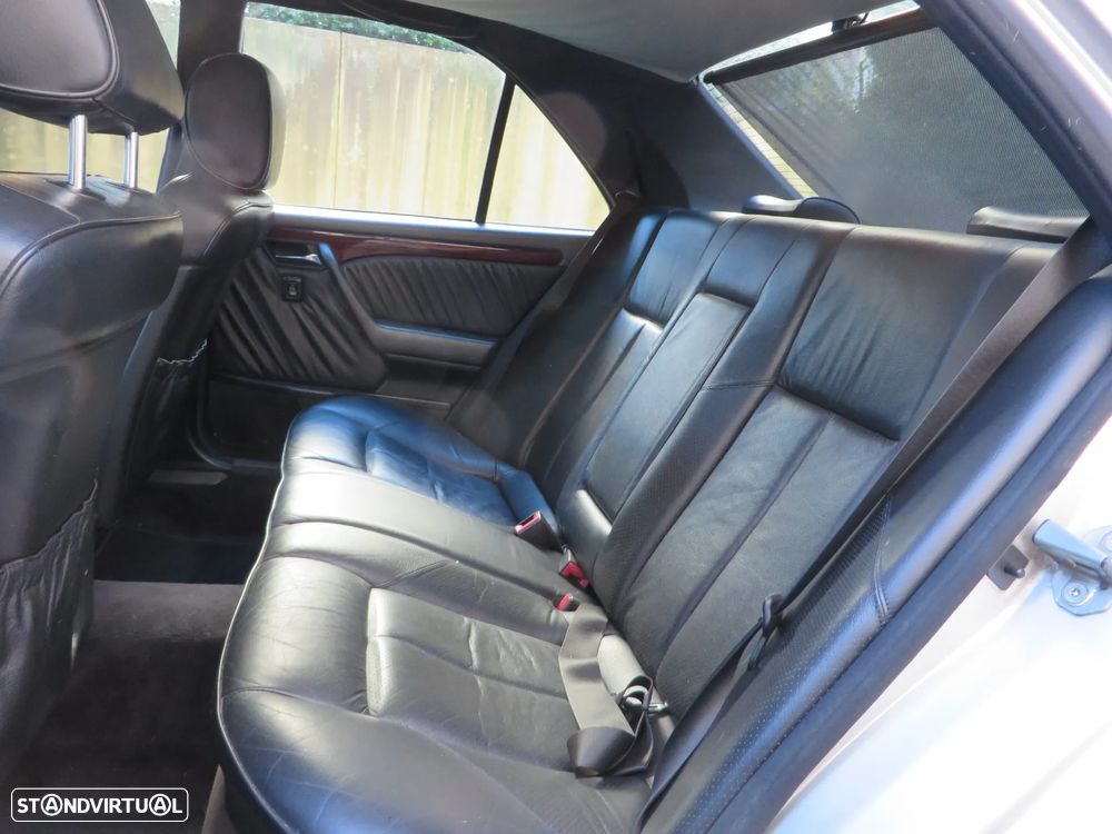 Mercedes-Benz C 250 D Elegance - 12