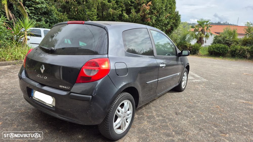 Renault Clio 1.2 16V Dynamique - 4
