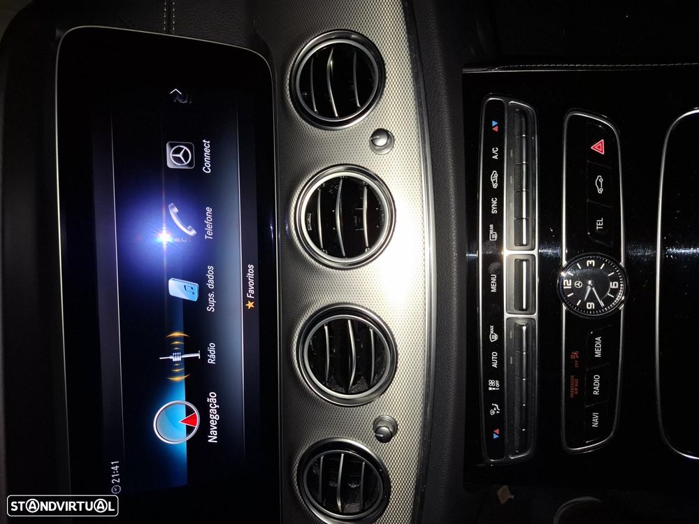 Mercedes-Benz E 220 d AMG Line - 22