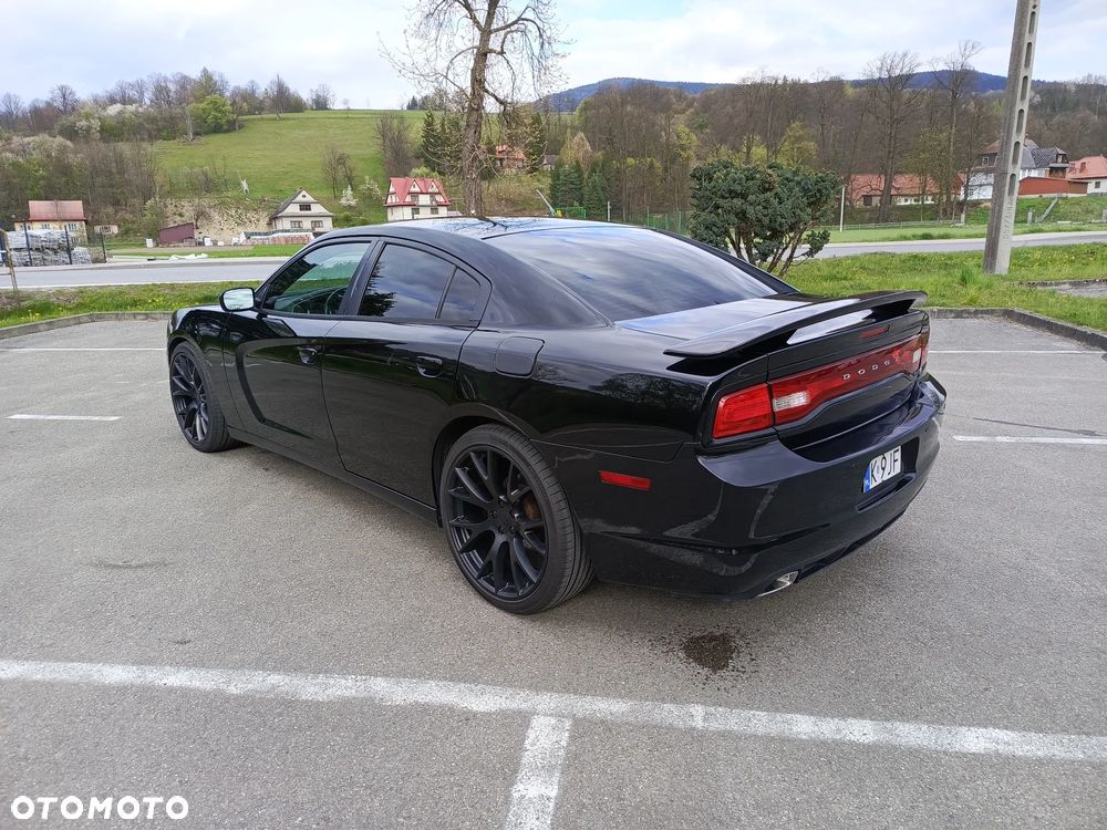 Dodge Charger - 10