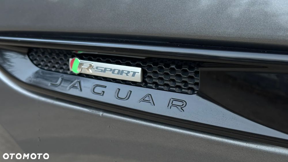 Jaguar F-Pace D200 AWD R-Dynamic HSE 90th Anniversary Edition - 16