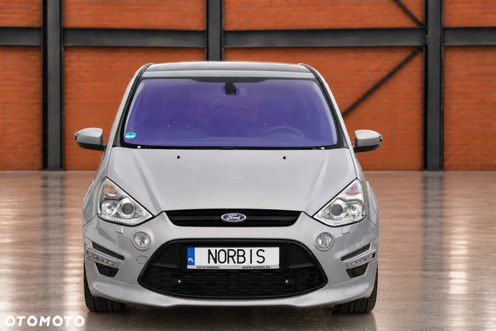 Ford S-Max - 9