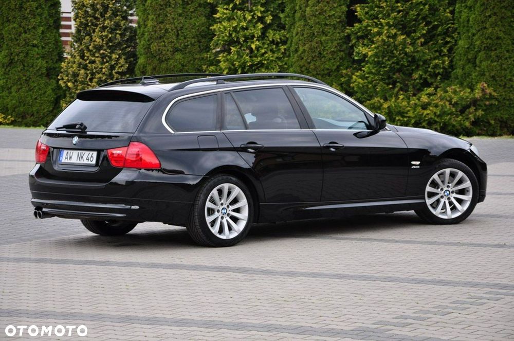 BMW Seria 3 325i Edition Exclusive - 19