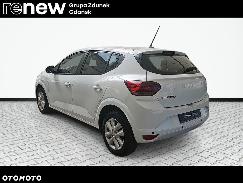 Dacia Sandero - 9
