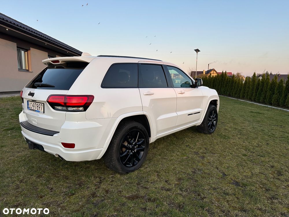 Jeep Grand Cherokee - 3