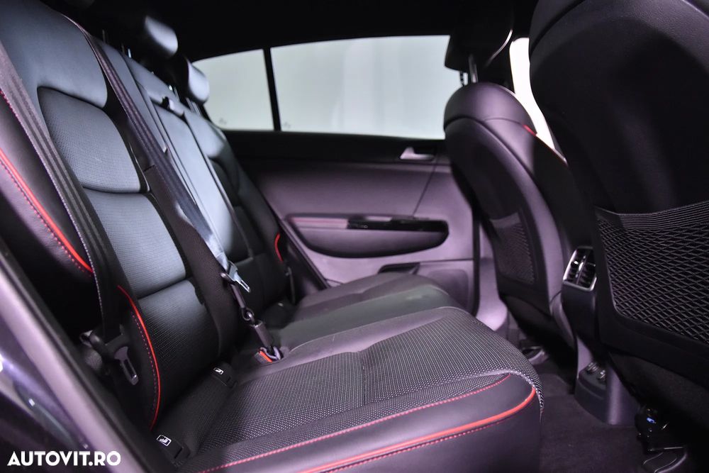 Kia Sportage 1.6 DSL 7DCT HP 4x2 GT Line - 13