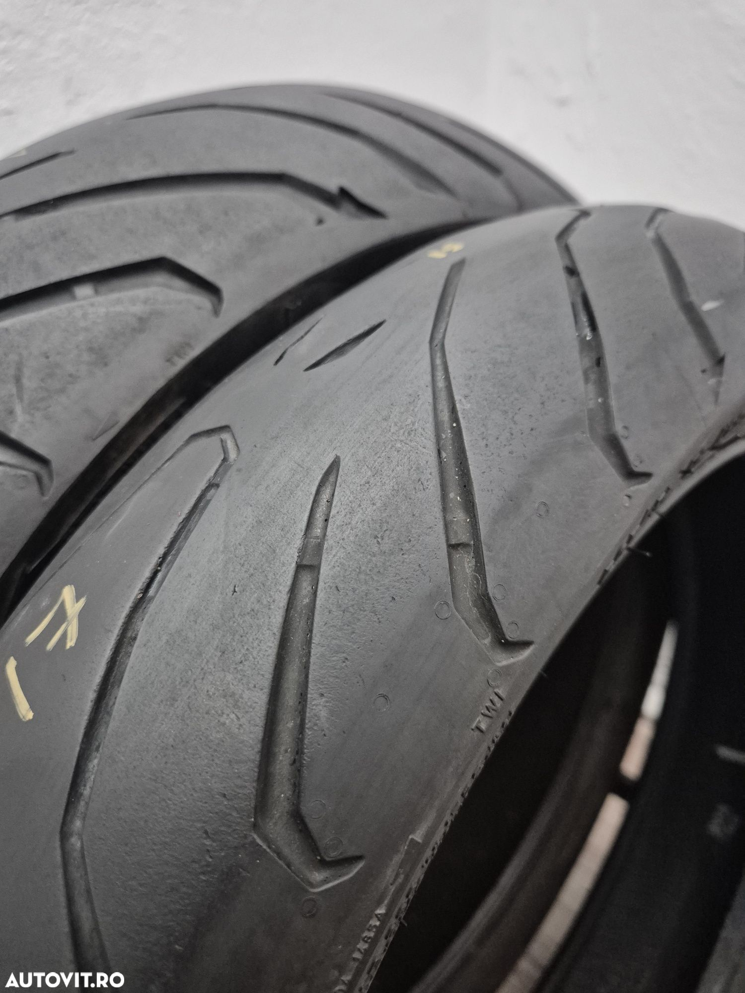 Set anvelope moto 120 70 17 cu 180 55 17 Pirelli Angel St - 2