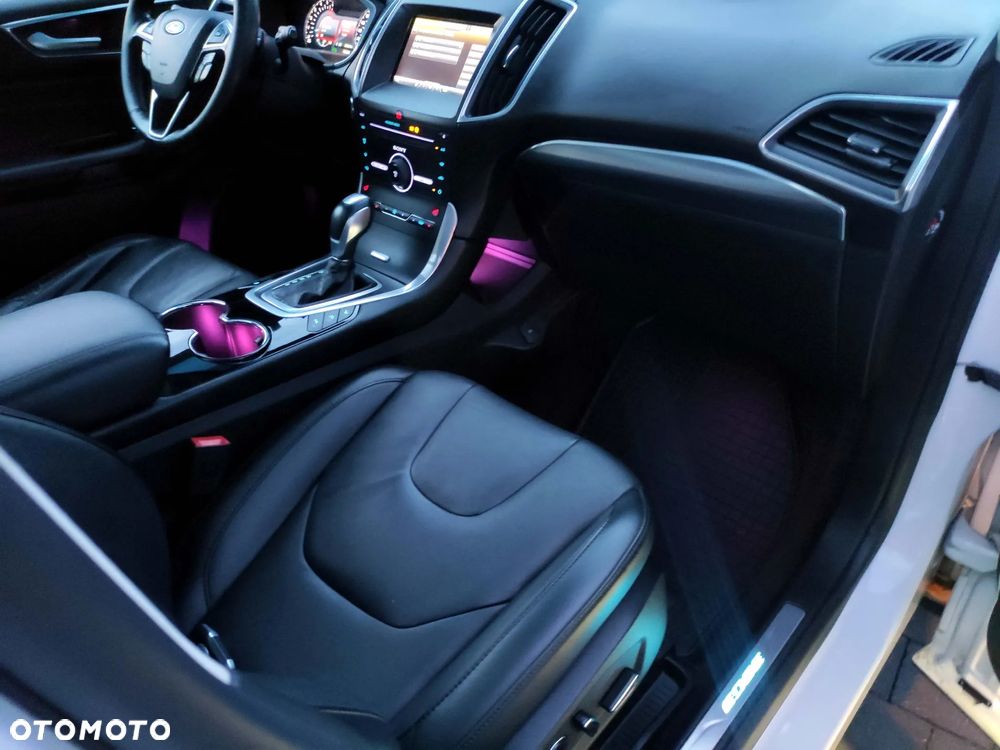 Ford Edge 2.0 TDCi Bi-Turbo 4x4 Titanium - 14