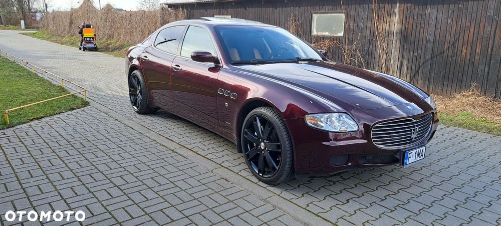 Maserati Quattroporte - 6