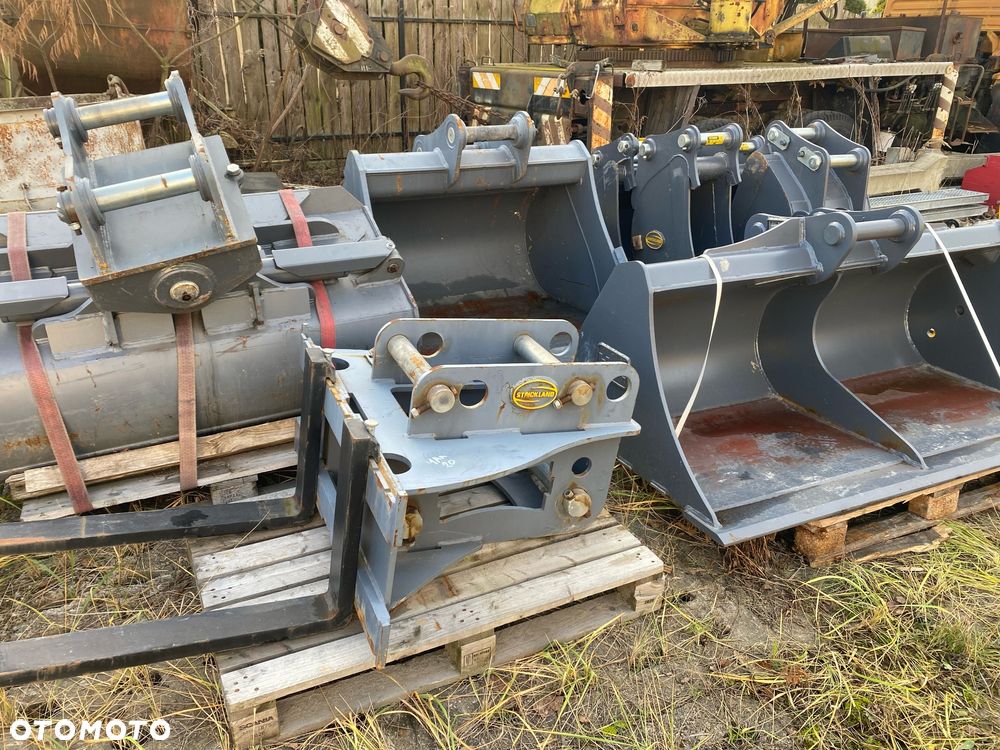 Inny łyżki Strickland + łyżka skarpowa Titan 1800 mm + widły paletowe wszystko nowe - 1