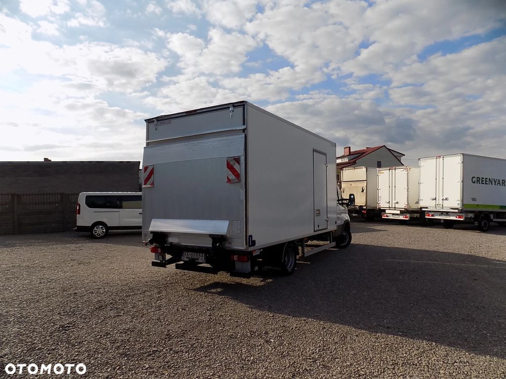 Iveco DAILY 50C16, KONTENER 9-PALET Z WINDĄ 1,5 TONY! - 35