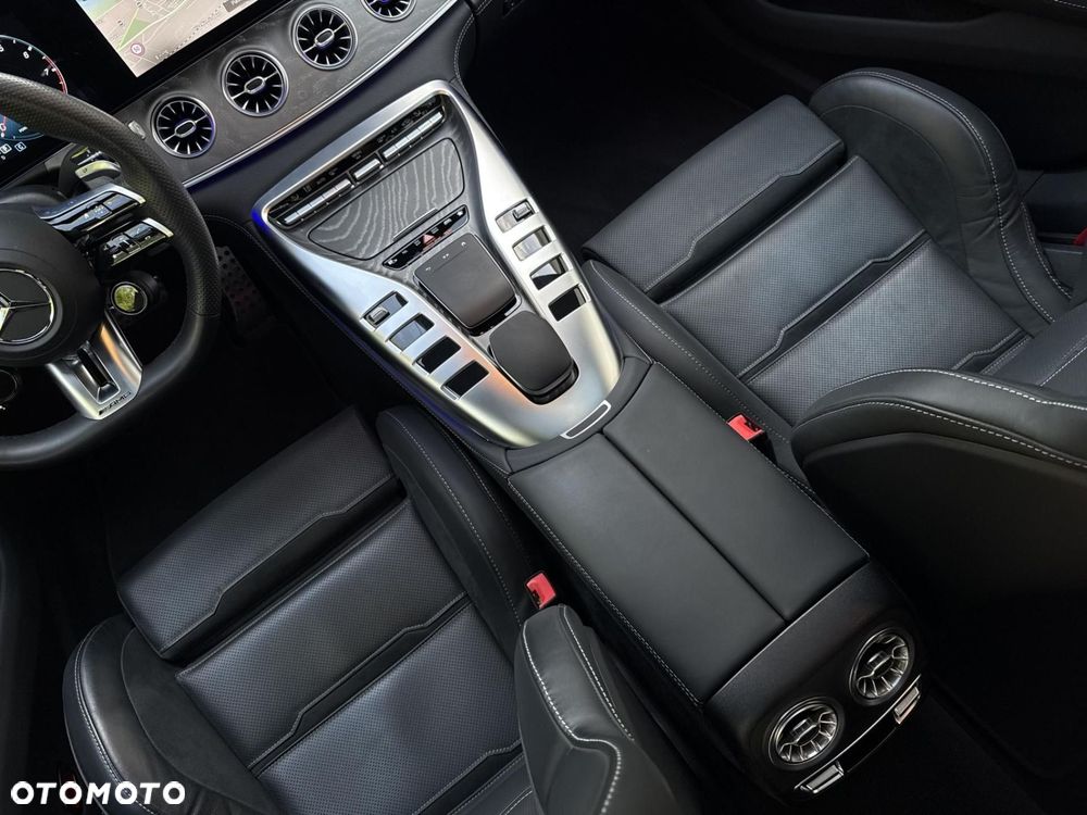 Mercedes-Benz AMG GT - 16