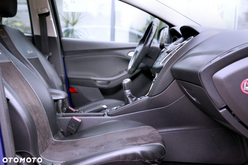Ford Focus 1.6 Trend Sport - 13