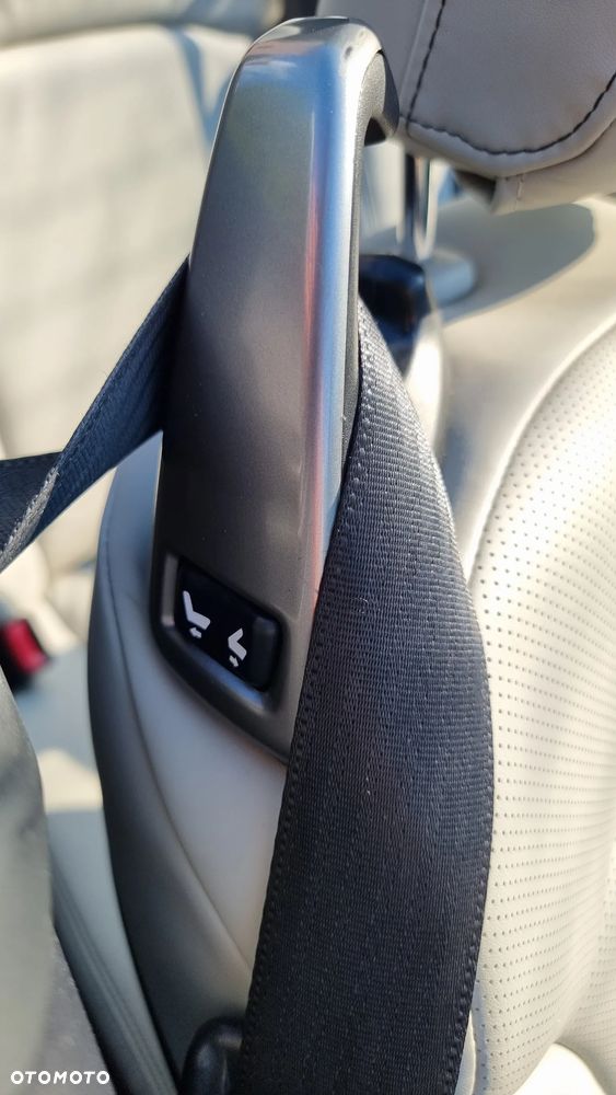 Lexus IS 250C Sport - 31