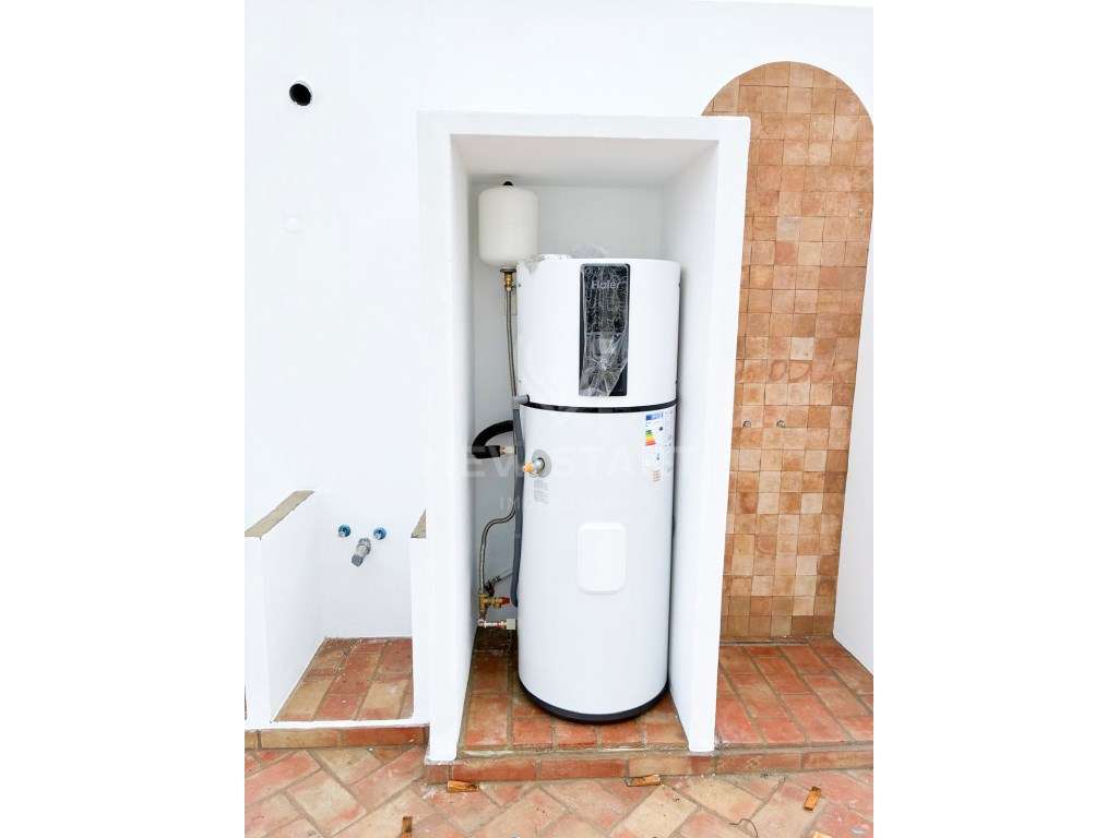 Moradia T2 típica algarvia totalmente recuperada em Olhão - Grande imagem: 5/20