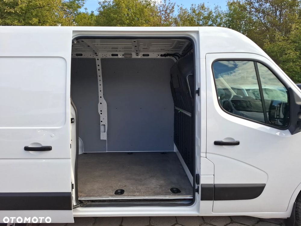 Renault Master 2020 2.3DCI 135KM L2H2 ŚREDNIAK - 35