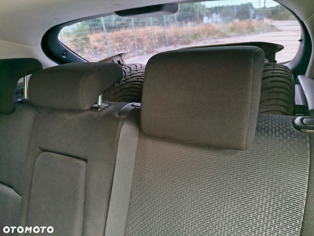 Mazda 3 1.6 Sport Active - 12