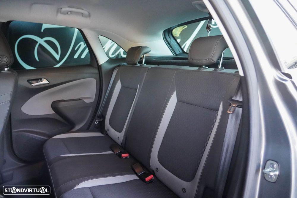 Opel Crossland X - 35