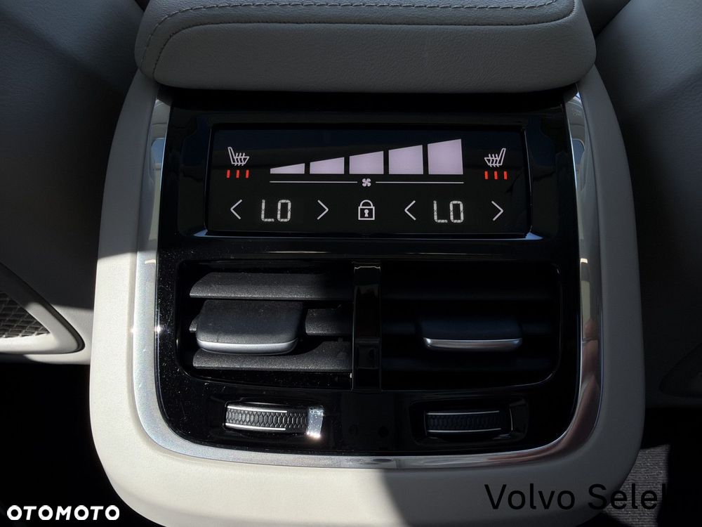 Volvo XC 90 - 19