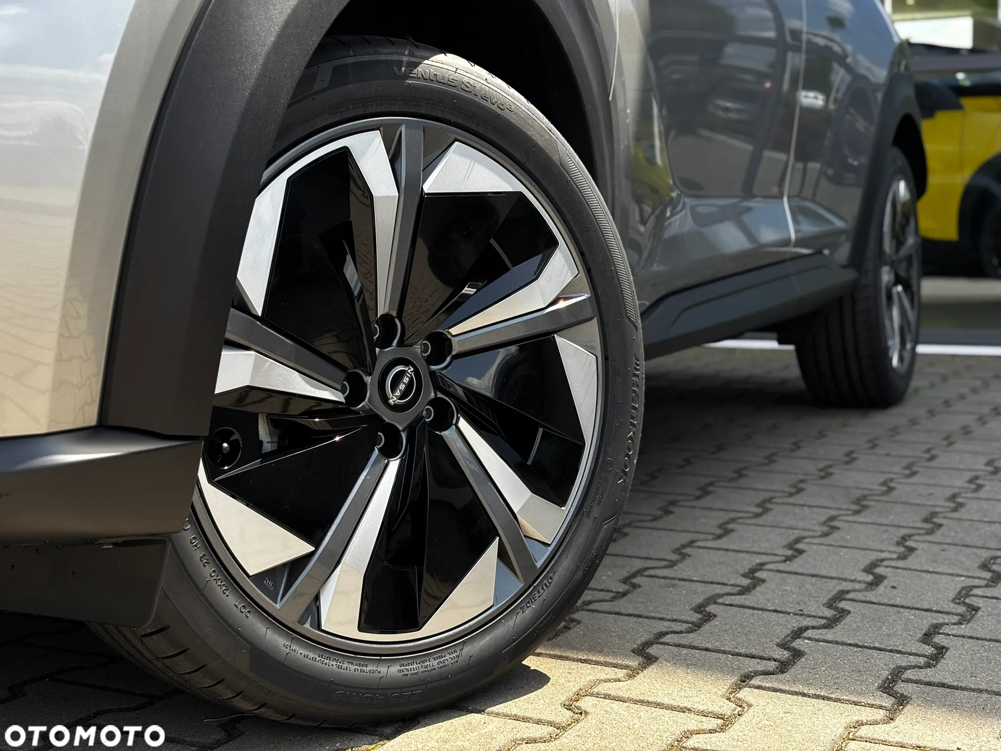 Nissan Juke 1.0 DIG-T N-Connecta DCT - 3