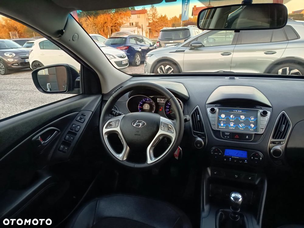 Hyundai ix35 blue 1.6 2WD Finale - 16